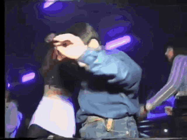 gif-03